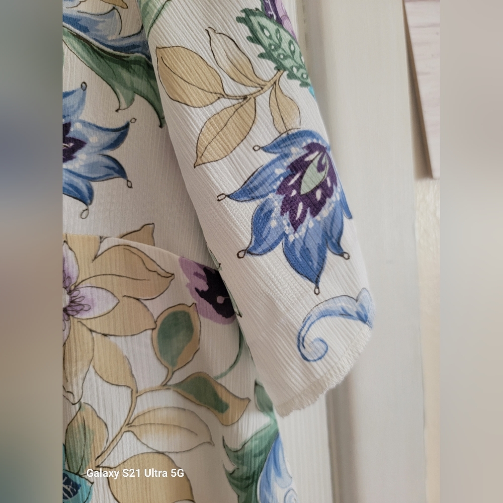 5/$15 Y2K Alfred Dunner button down blouse - Picture 2 of 5